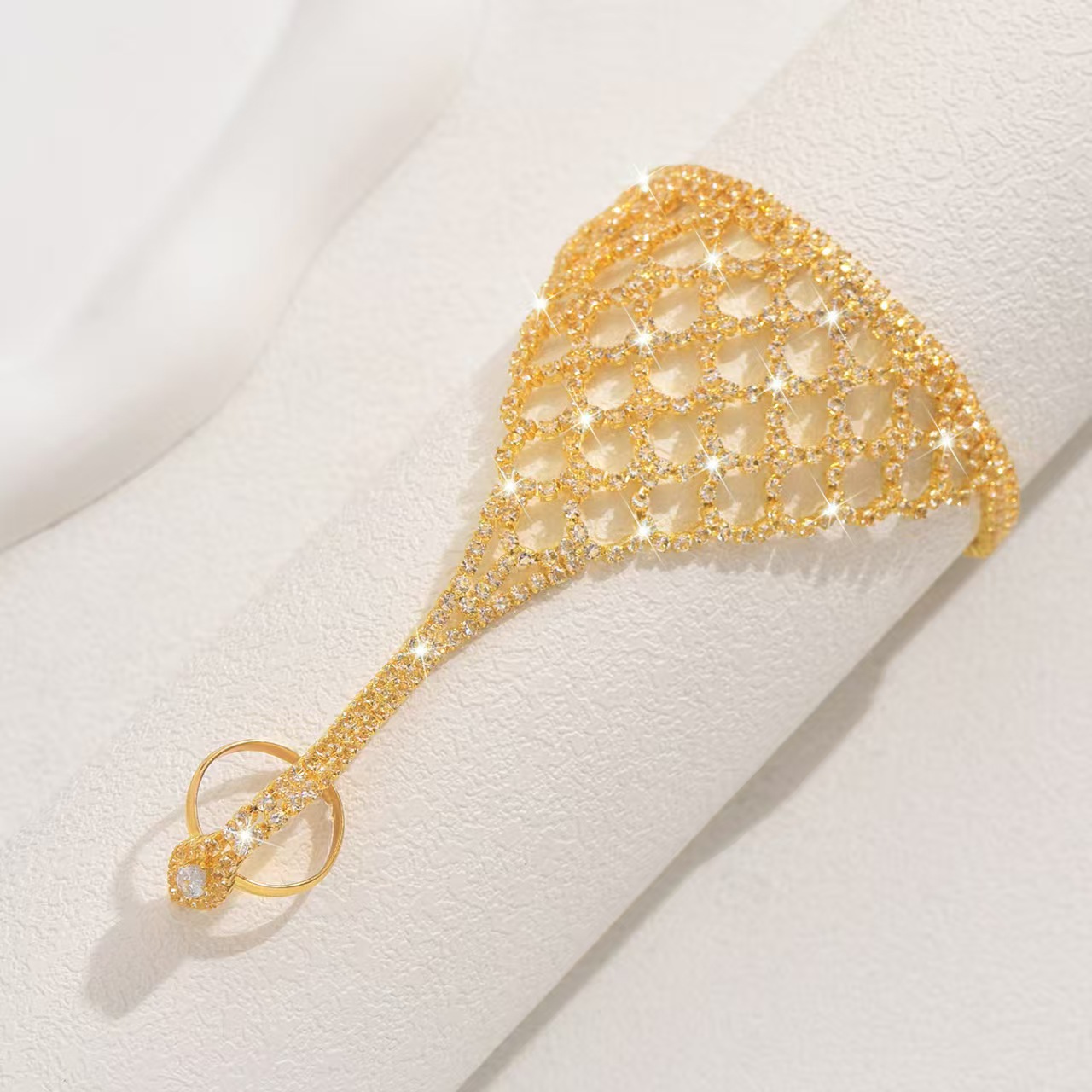 Corrente de mão para banquete  - Body Jewelry Back avaliação e preço